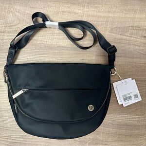 Lululemon All Night Festival Crossbody Bag - 5L - Black & Silver - New With Tags